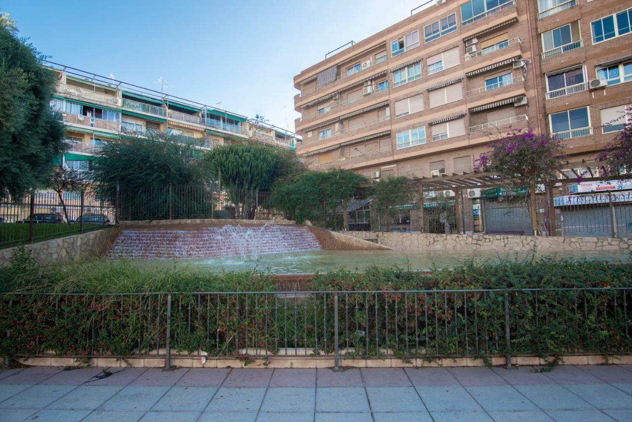 Apartamento Comodo A 10 Min Del Centro Alicante Bagian luar foto