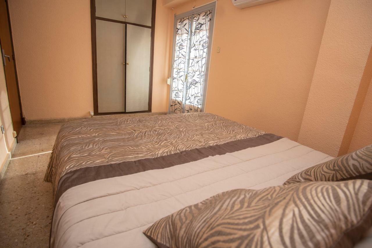 Apartamento Comodo A 10 Min Del Centro Alicante Bagian luar foto